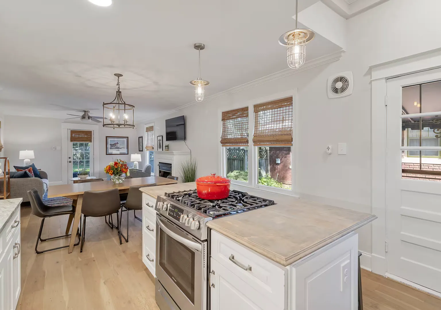 Furnished Home In Cooper Young! — Photo 4