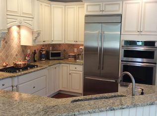 1141 Saint James Dr, Langhorne, PA 19047