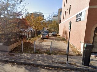 1716 N Clybourn Ave, Chicago, IL 60614