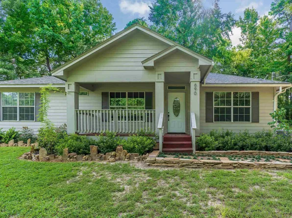 690 Ann St, Kilgore, TX 75662