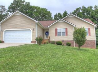 162 Walker Ln, London, KY 40744