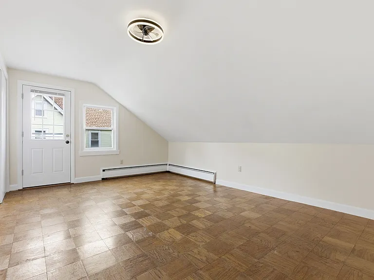 280 Washington St #2 — Photo 11