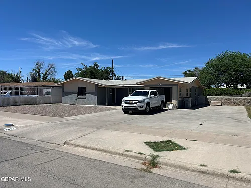 3421 Rutherglen St Photo 1