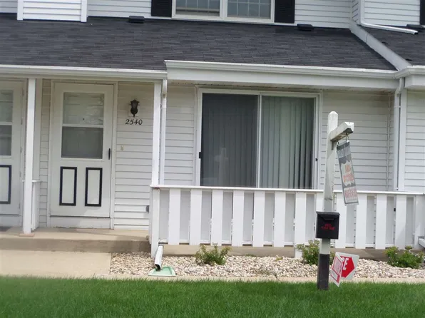 2540 Liberty Ln, Janesville, WI 53545
