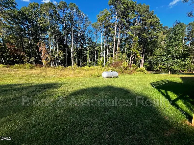 101 Wyoming Dr — Photo 25