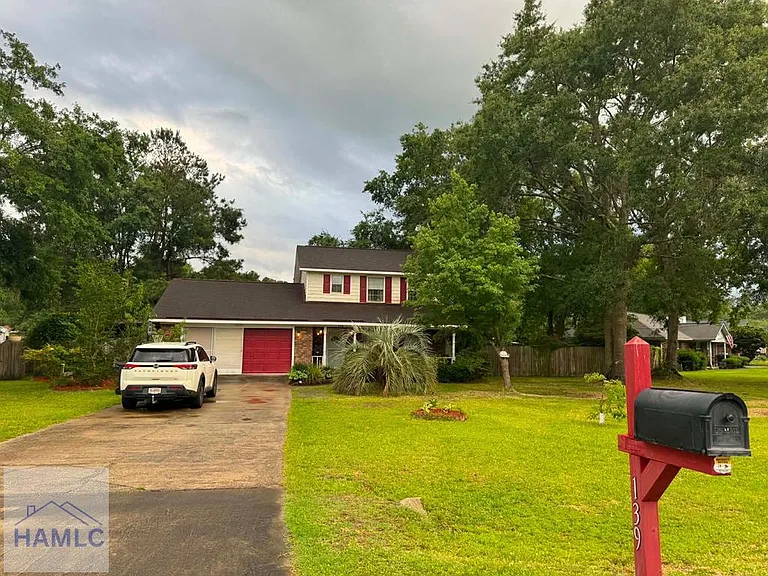 139 Pamela Dr — Photo 1