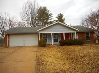 1933 Arrowpoint Dr, Saint Louis, MO