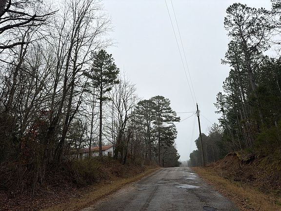 5th image of 8825 Wolf Pen Rd
