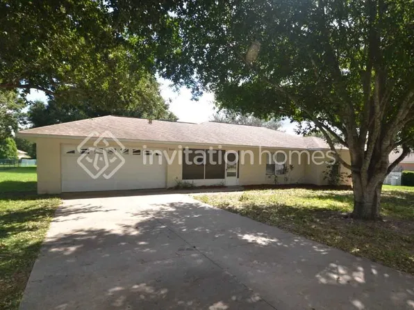 36620 Francis Dr, Grand Island, FL 32735