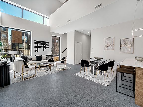 4th image of 6218 S Woodlawn Ave #F