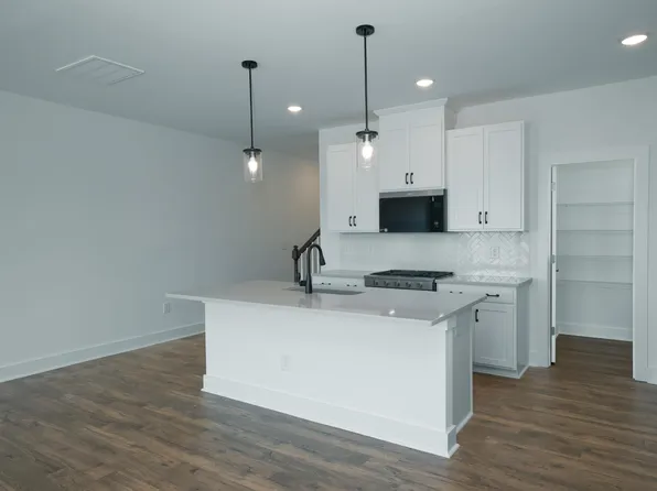 51 Ara Ct #211, Angier, NC 27501