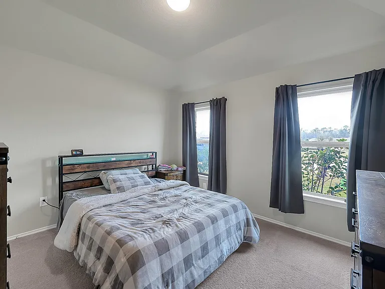 15127 Willow Tree Ln — Photo 28