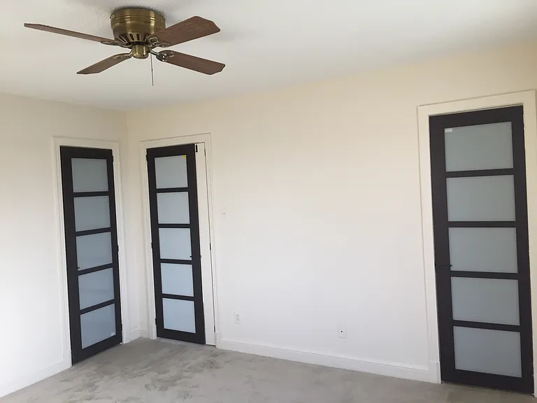 2405 Arlington Blvd — Photo 17