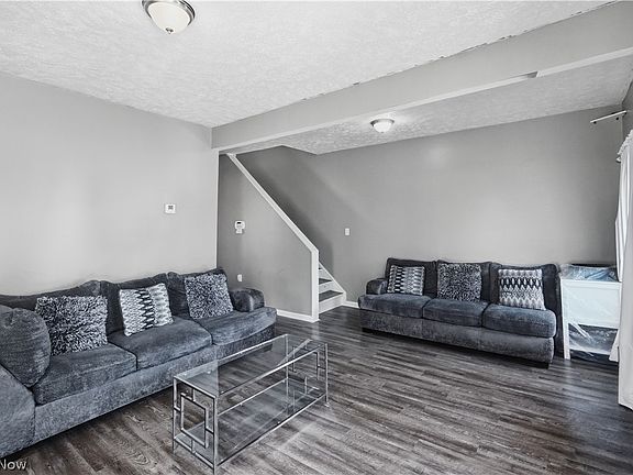 2nd image of 9706 Sophia Ave