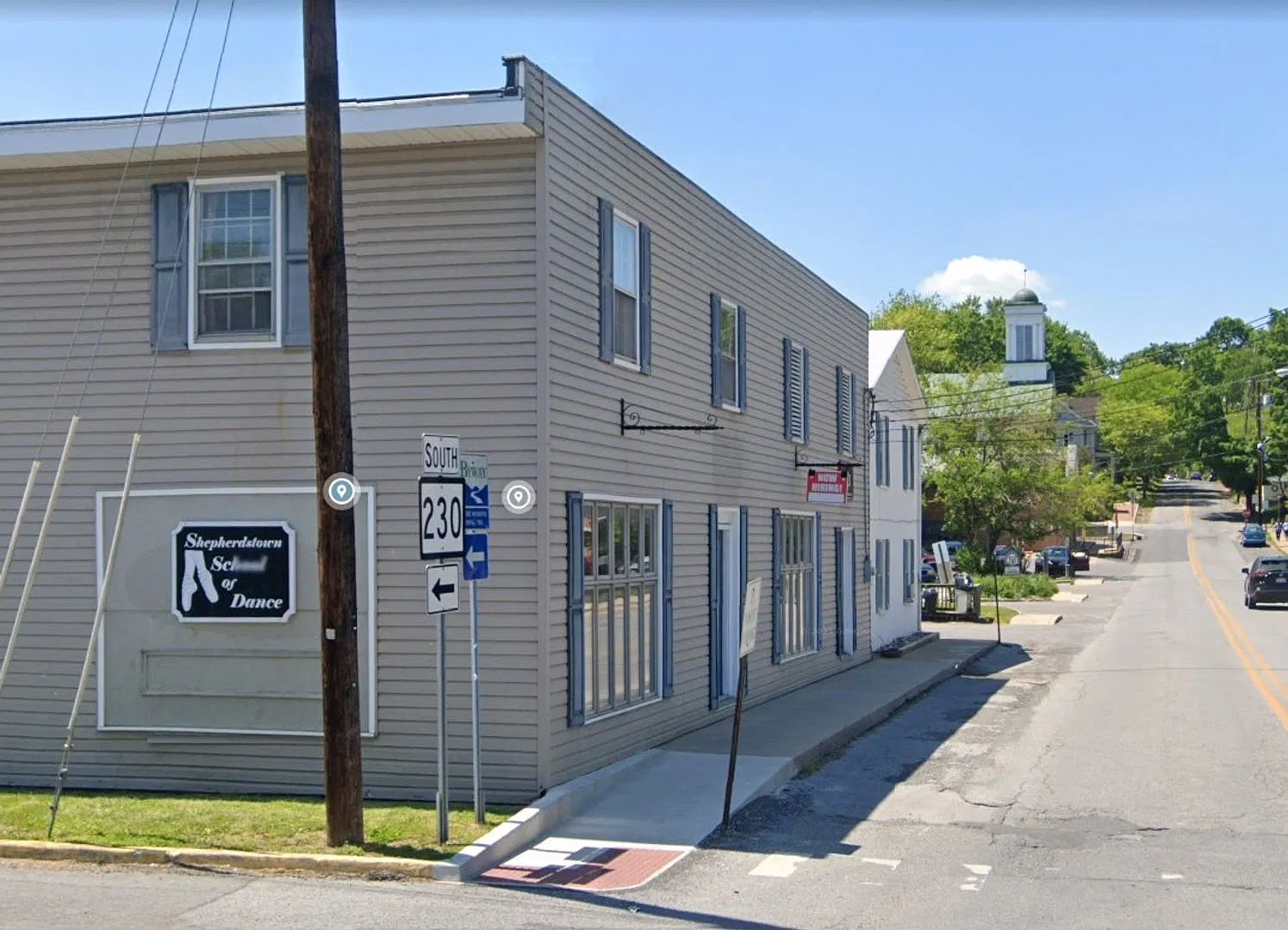 108 E Washington St +300/400 S princess — Photo 1