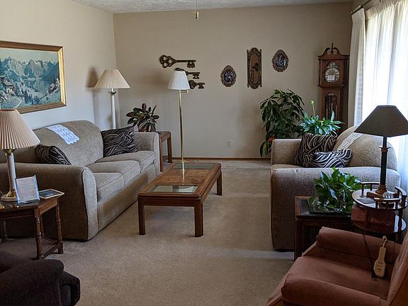 2nd image of 3208 Kennedy Cir
