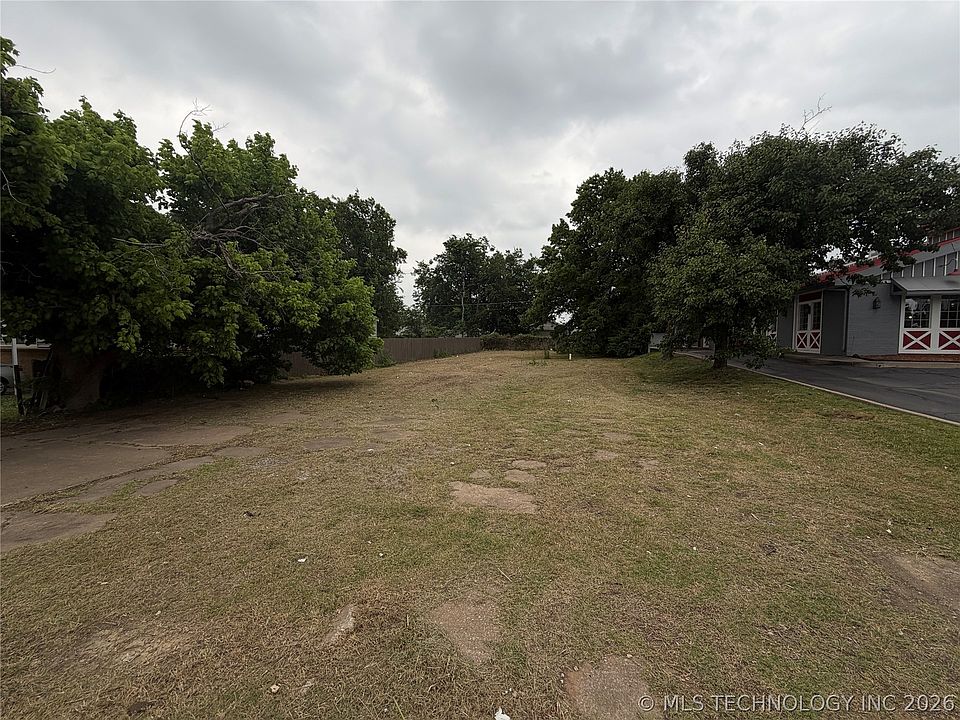 1st image of 4739 S 33rd West Ave