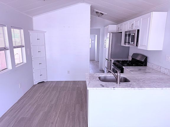 4th image of 12121 Vonn Rd #221