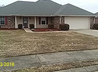 108 Woodridge Dr, Flora, MS 39071