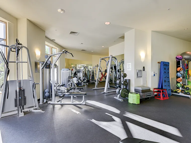 88 King St #110 — Photo 34
