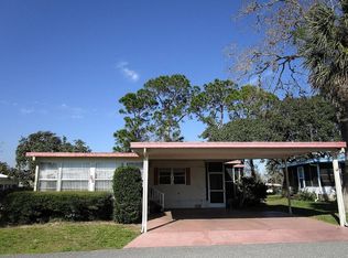 69 Lavender Ln, Eustis, FL 32726