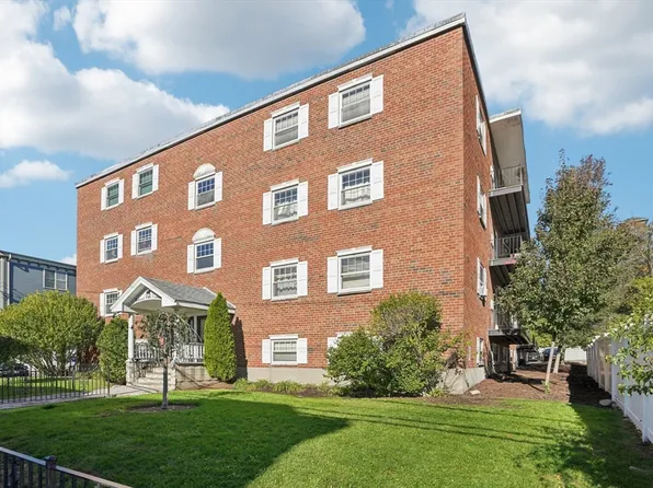 48 Coffey St #Penthouse 10d, Dorchester, MA 02122