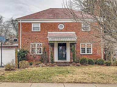 1224 Windermere Dr