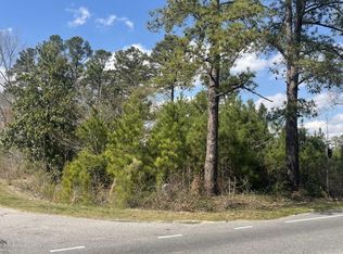 18 Clifford Rd, Red Springs, NC 28377