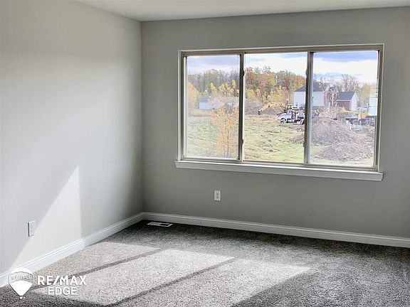 3rd image of 8191 Hidden Cove Ct