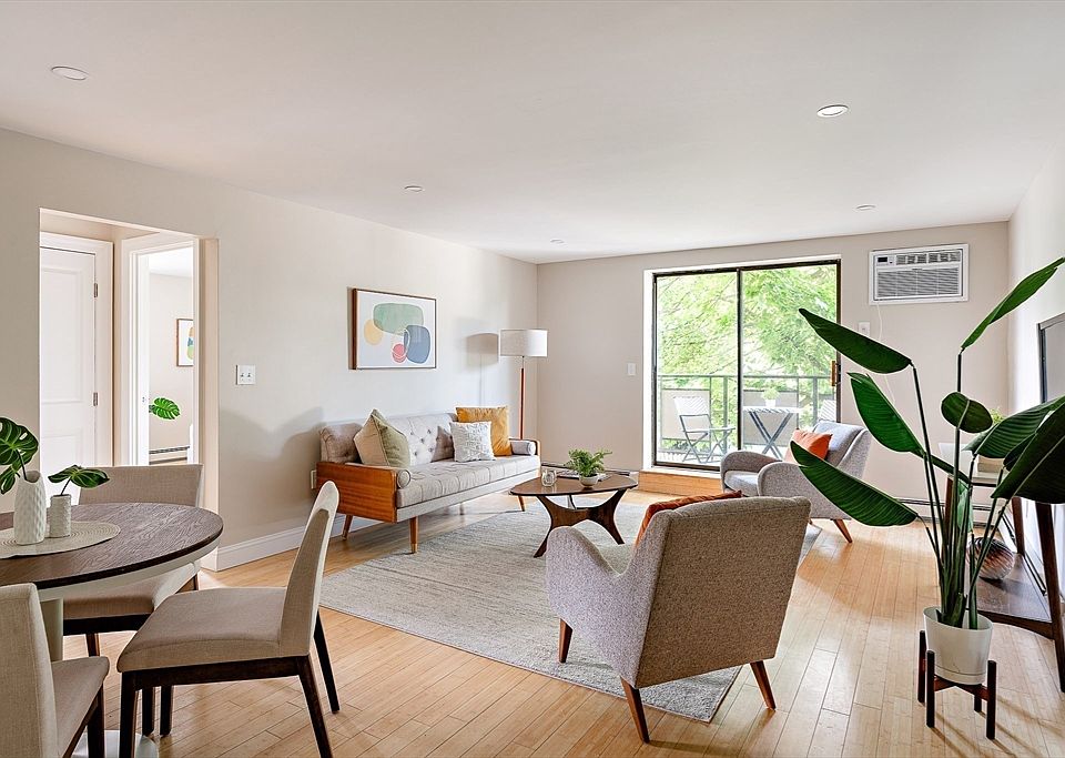 1st image of 301 Lowell St APT 12