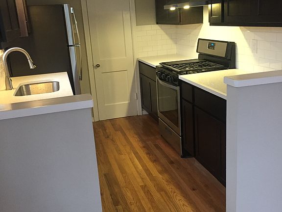 5th image of 3219 Casino Dr