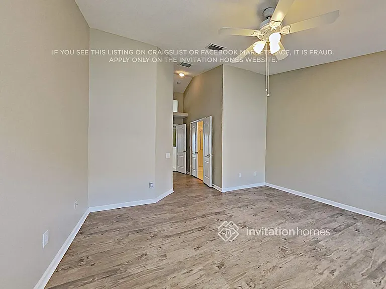 10218 Hunters Haven Blvd — Photo 7