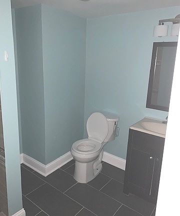 3rd image of 11020 S Eberhart Ave