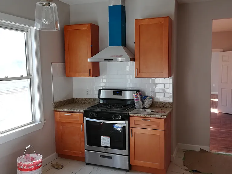 56 Myrtle St #2 — Photo 4