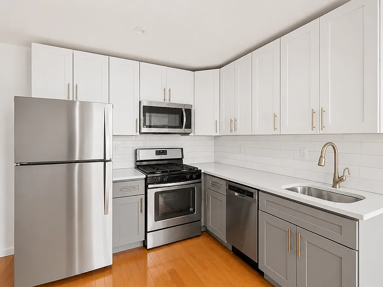 1980 Amsterdam Ave #5C — Photo 7