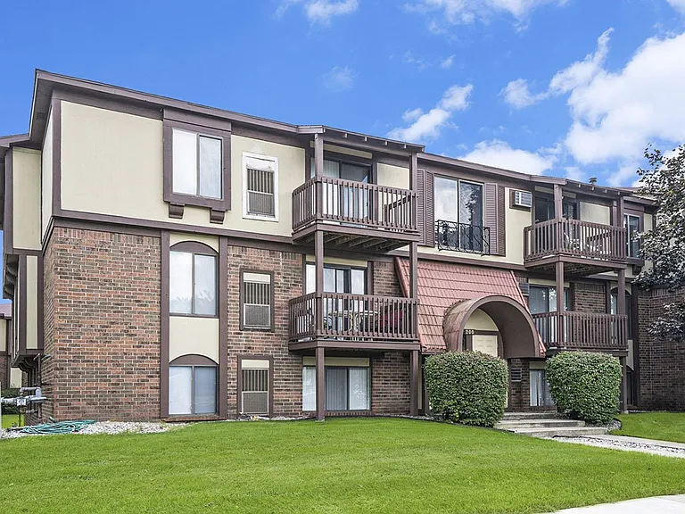 Apple Ridge Apartments — Photo 35