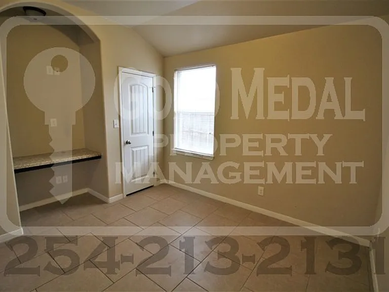 4505 Cambridge Dr — Photo 18