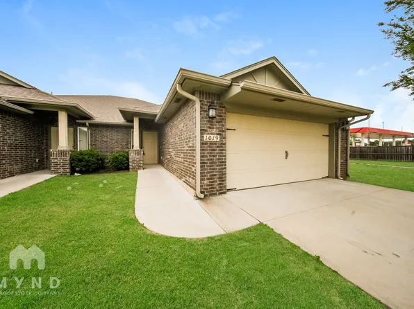 1019 Merlin Cir, Norman, OK 73072