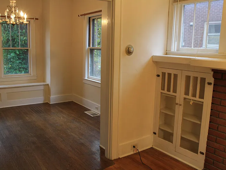 208 Shady Ln — Photo 10