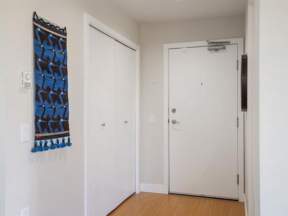 4th image of 4040 Borden St #304