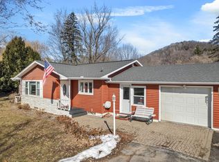 W394 Bluff Siding Rd, Fountain City, WI 54629