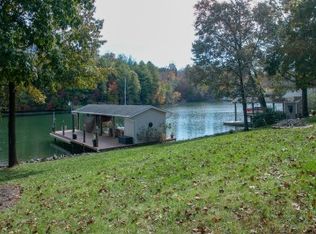 2336 Pine Ridge Rd, Huddleston, VA 24104