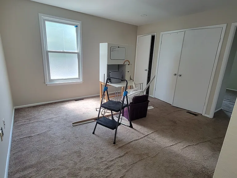 1055 Harbour Dr — Photo 9