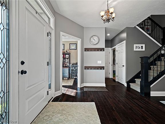 4th image of 2538 N Long Rd