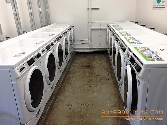 Rented by aptsandlofts.com | media 17