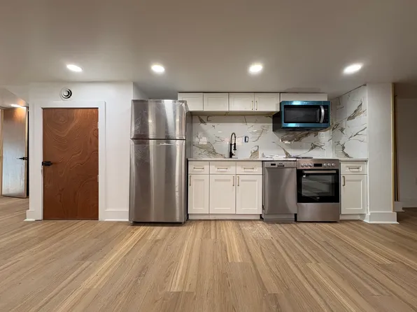 5834-5836 Phillips Ave APT 1, Pittsburgh, PA 15217