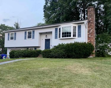 359 Blevens Dr, Manchester, NH, 03104