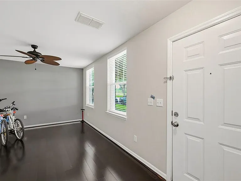 1020 Waterside Dr #1020 — Photo 6