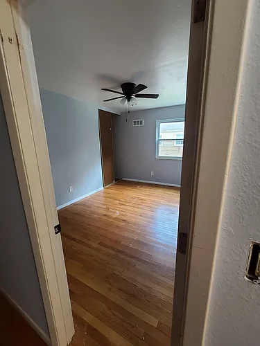 255 N Michigan St #114 Photo 1