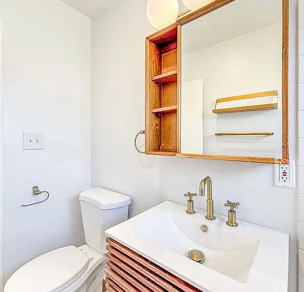 720 W Lewis St W #14 — Photo 11